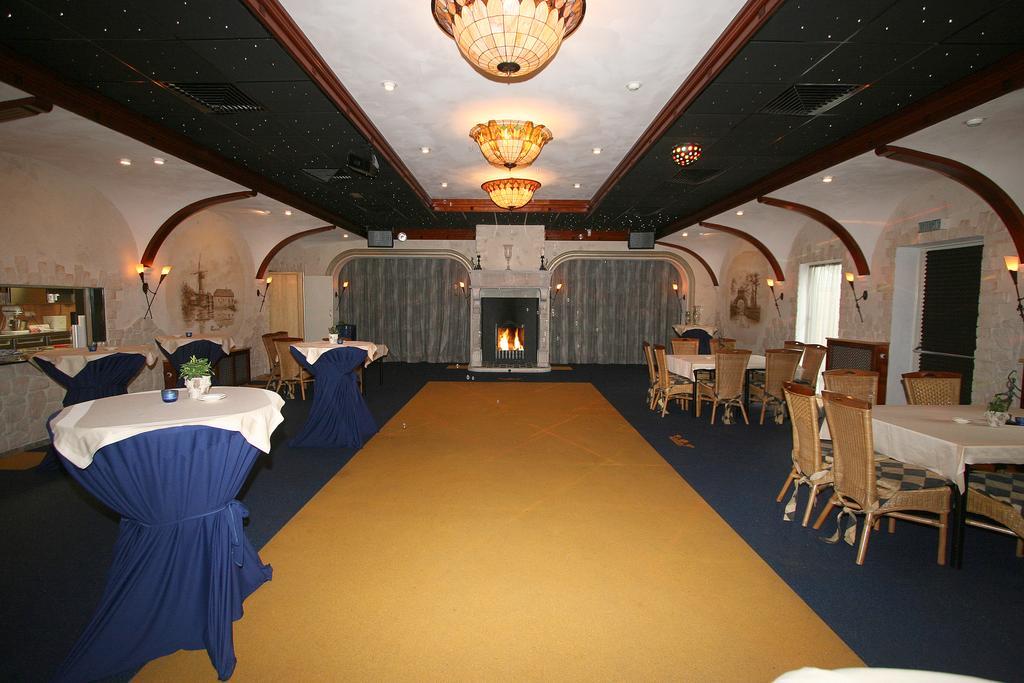 Oke Hotel De Leygraaf Heeswijk Dinther Uden Esterno foto